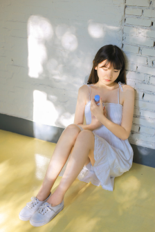 校花郑依婷被蹂躏得欲仙欲